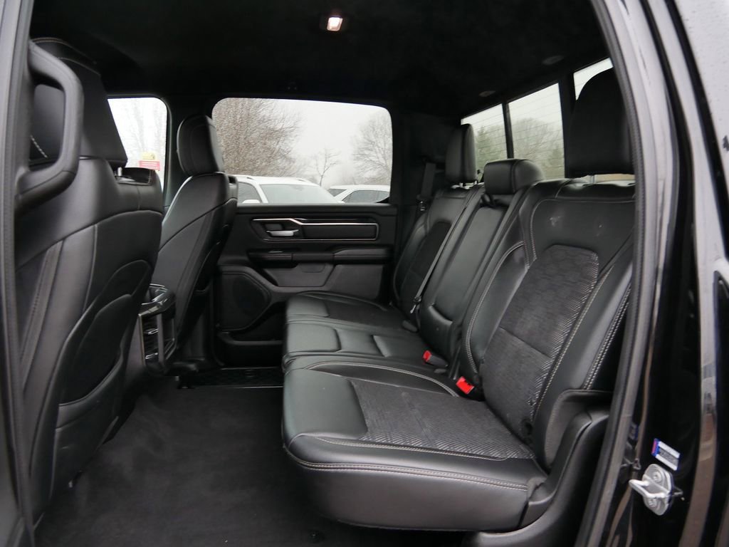 Used 2019 RAM 1500 Sport w/ Black Appearance Package image 9