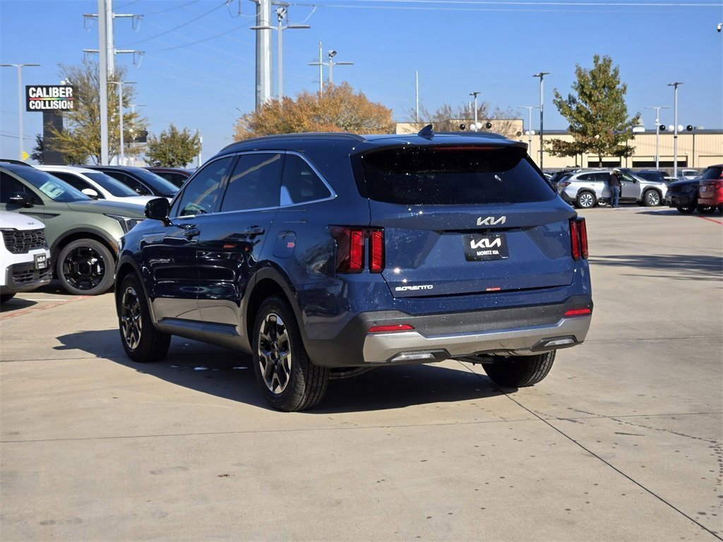 New 2026 Kia Sorento S w/ S Panoramic Sunroof Package image 3