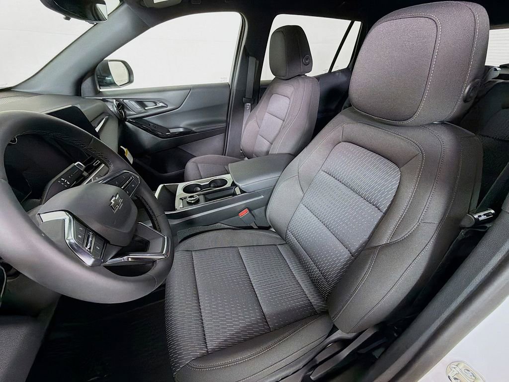 New 2026 Chevrolet Equinox LT w/ Midnight Edition AWD/4WD image 11