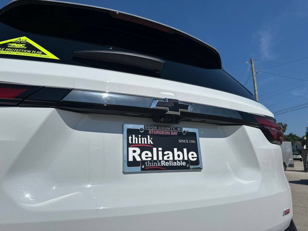 Used 2023 Chevrolet Traverse RS w/ LPO, Floor Liner Package AWD/4WD image 40