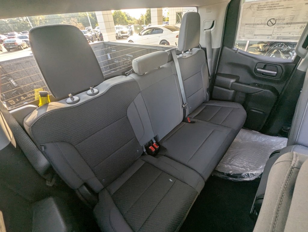 New 2026 GMC Sierra 1500 Pro w/ Graphite Edition image 17