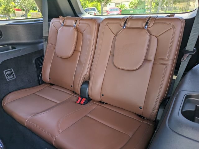 Used 2023 Lincoln Aviator Reserve w/ Equipment Group 201A RWD image 14