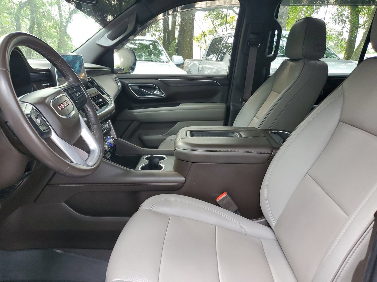 Used 2023 GMC Yukon SLT RWD image 18