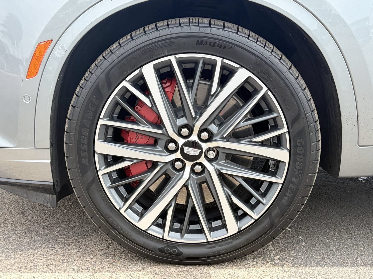Certified 2023 Cadillac XT6 Sport w/ Technology Package AWD/4WD image 10