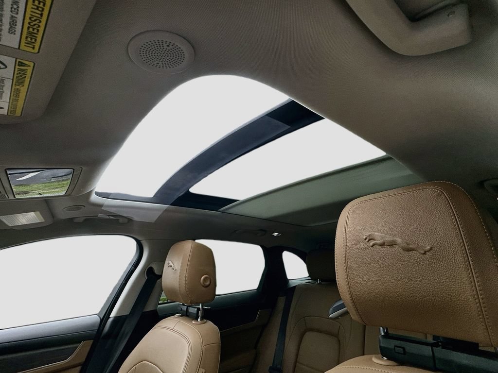 Used 2022 Jaguar F-PACE S AWD/4WD image 23