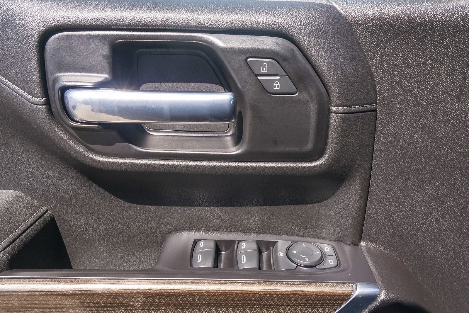 Used 2021 Chevrolet Silverado 1500 RST RWD image 19