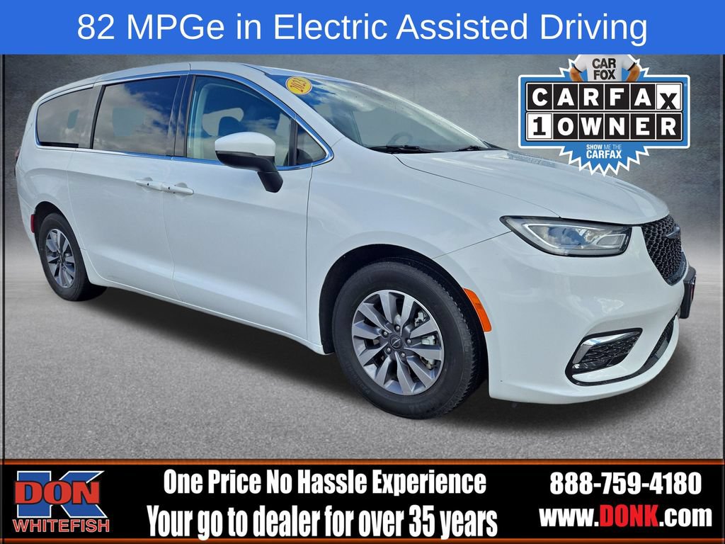 Used 2023 Chrysler Pacifica Touring-L FWD image 1