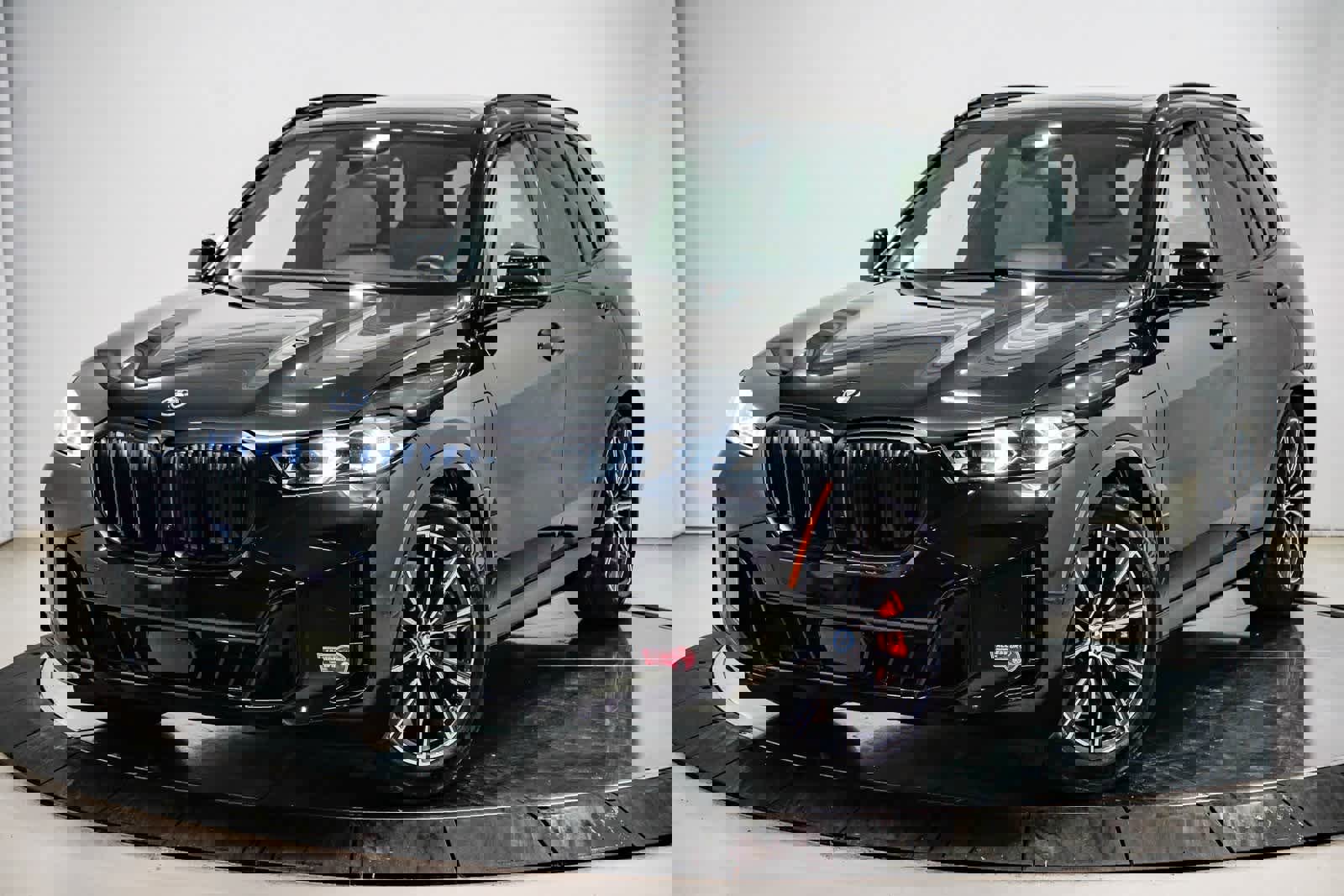 Used 2024 BMW X5 xDrive50e w/ Executive Package image 1