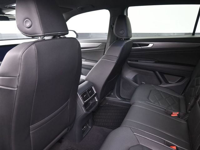 New 2026 Volkswagen Atlas Cross Sport SE image 23