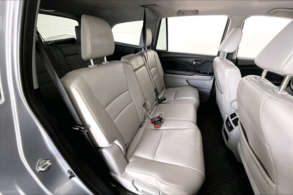 Used 2017 Honda Pilot EX-L image 38