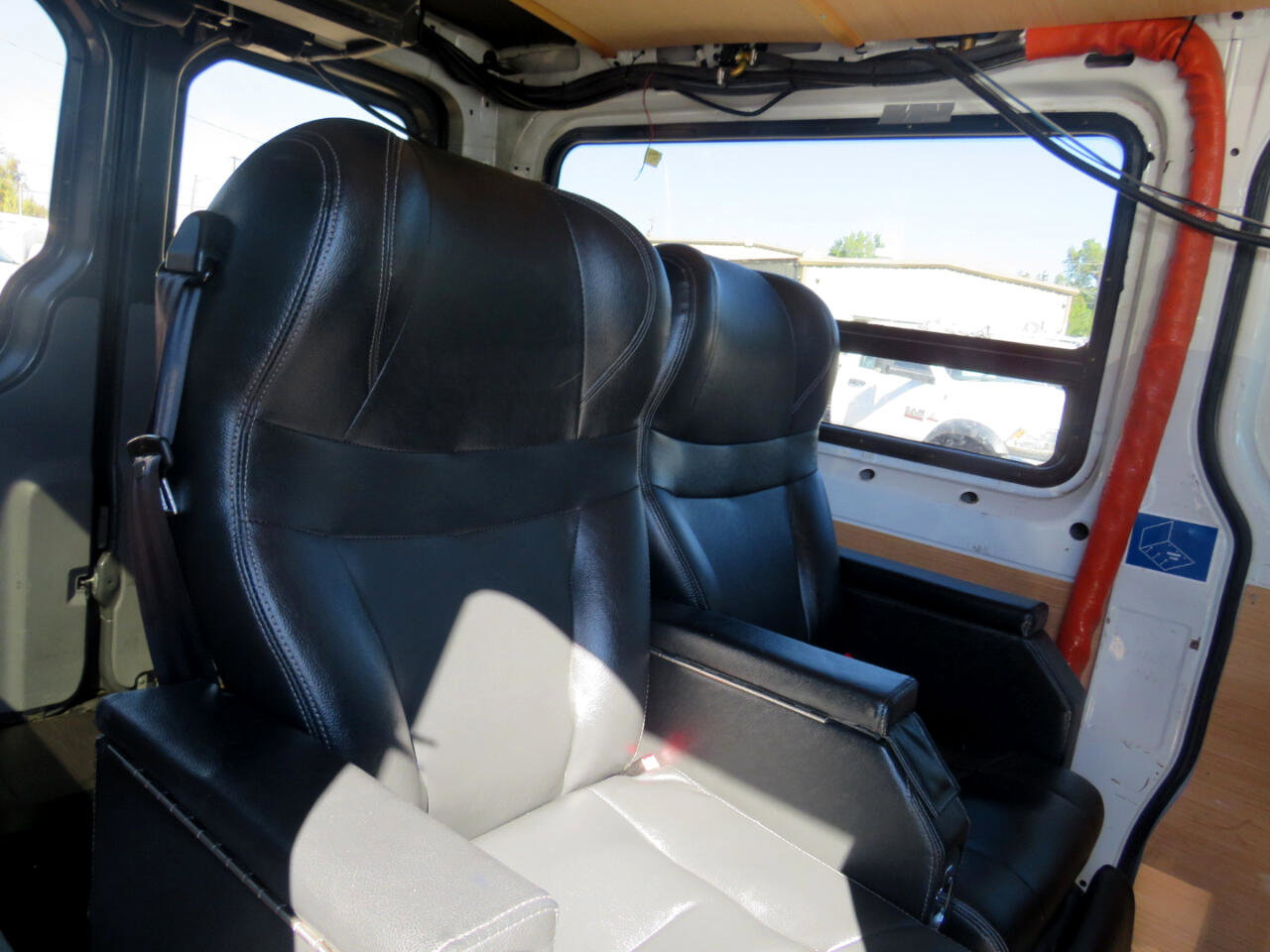 Used 2010 Freightliner Sprinter 2500 image 25