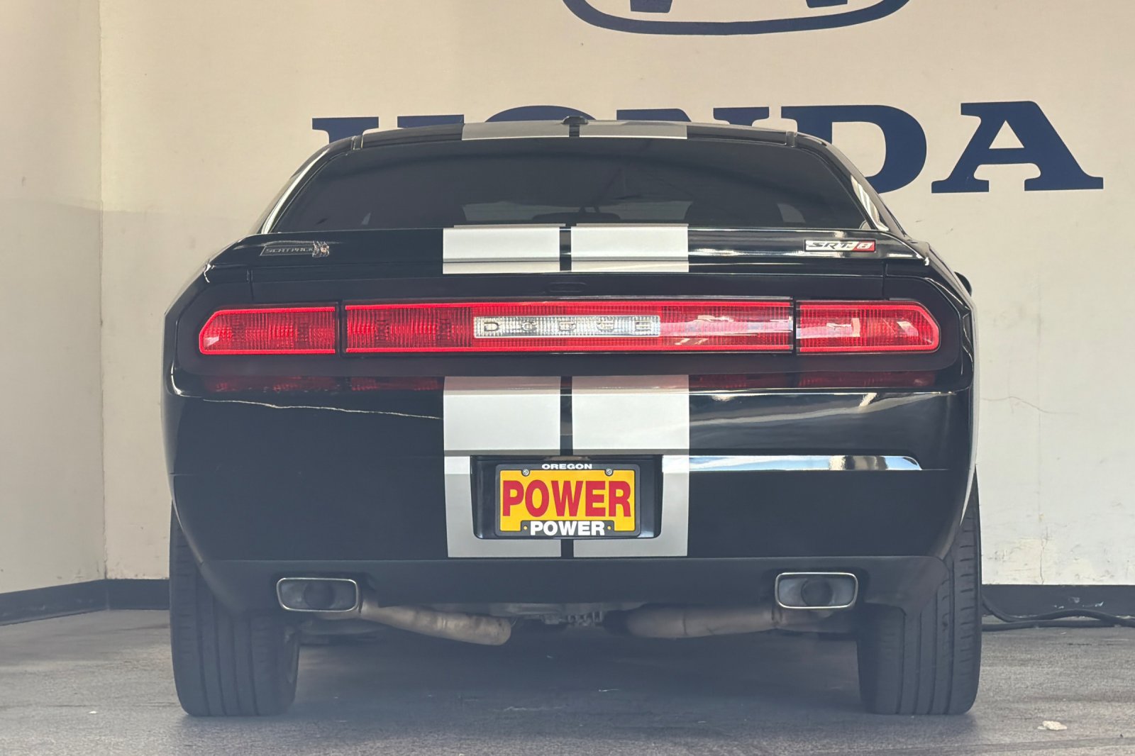 Used 2012 Dodge Challenger SRT8 w/ Premium Sound Group RWD image 4
