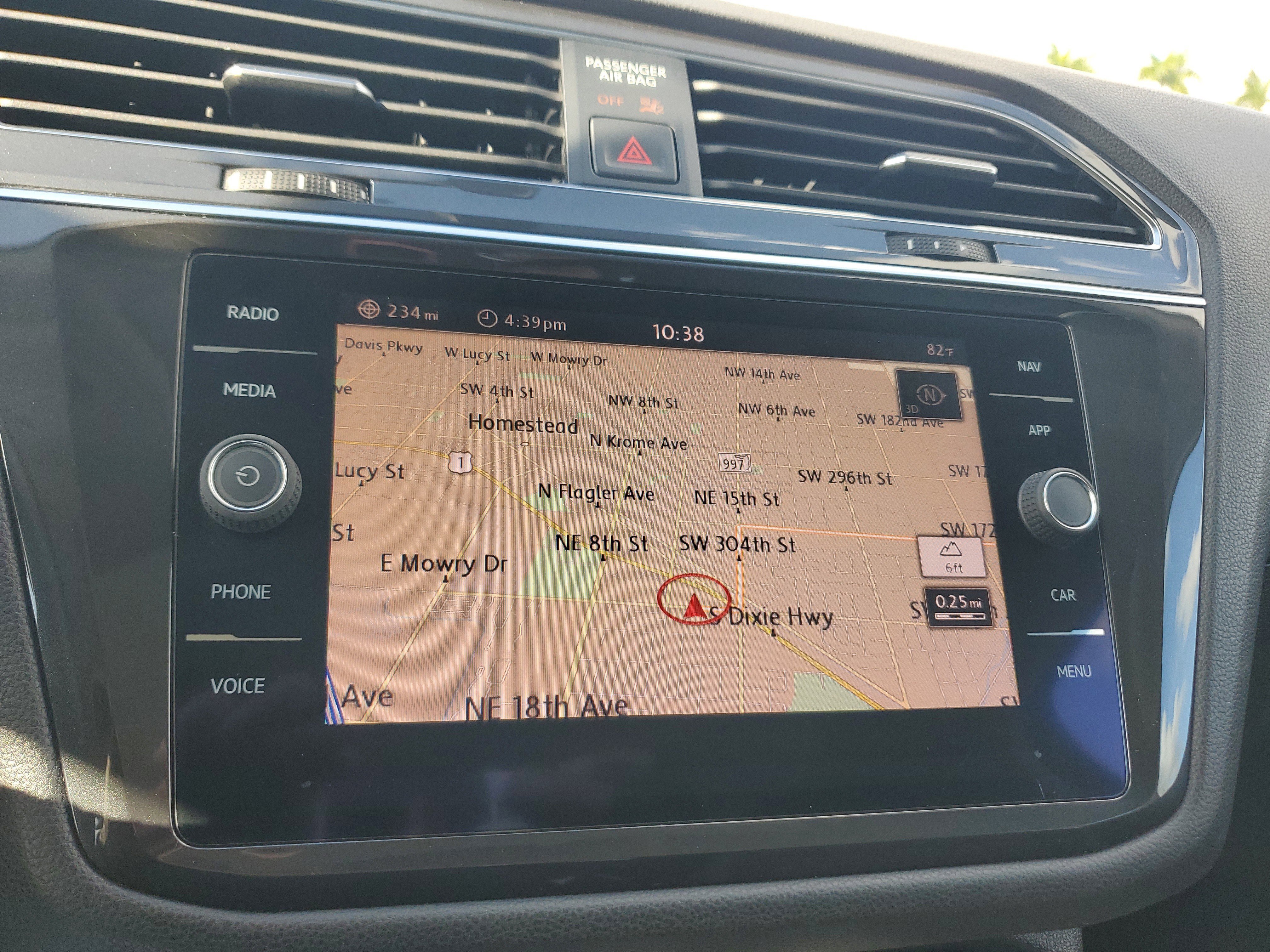 Used 2019 Volkswagen Tiguan SEL image 10