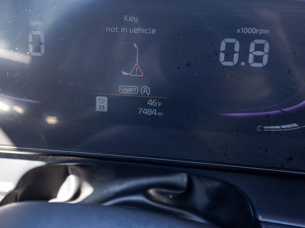 Used 2025 Kia Sportage EX w/ Premium Package image 17