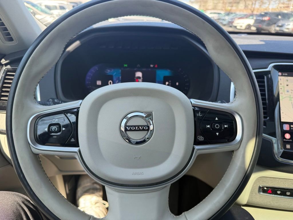Used 2025 Volvo XC90 B6 Plus w/ Protection Package AWD/4WD image 14