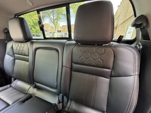 Used 2024 Nissan Frontier SL w/ Technology Package AWD/4WD image 23