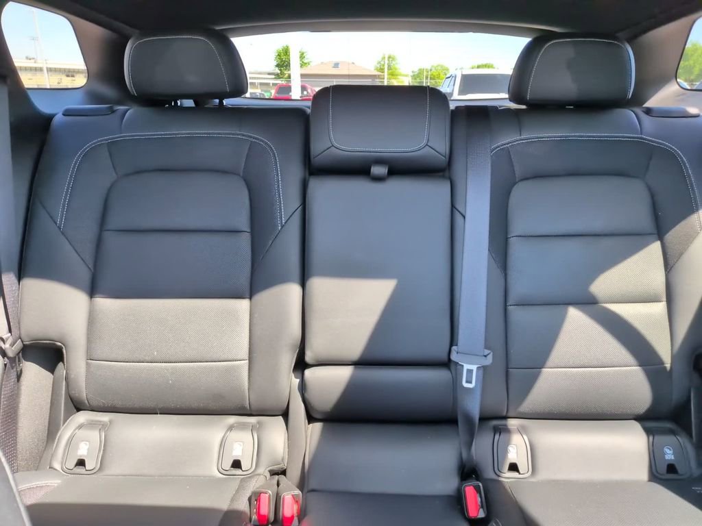 Used 2024 Chevrolet Blazer EV LT AWD/4WD image 27
