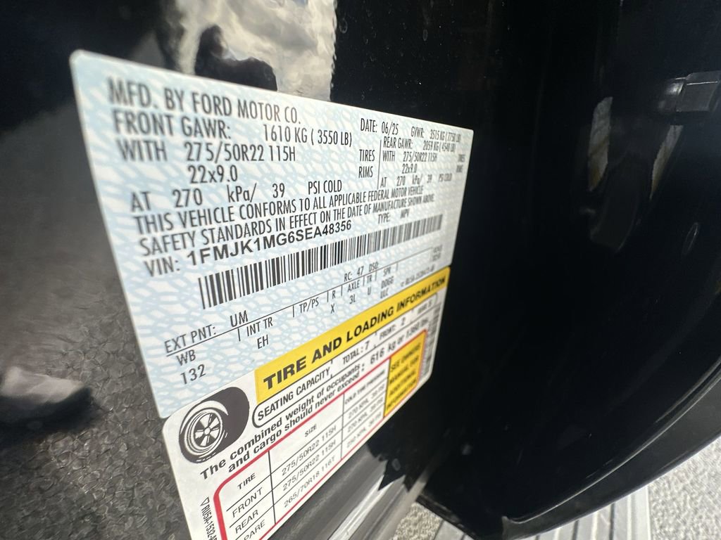 Used 2025 Ford Expedition Max Platinum w/ Stealth Performance Package AWD/4WD image 19