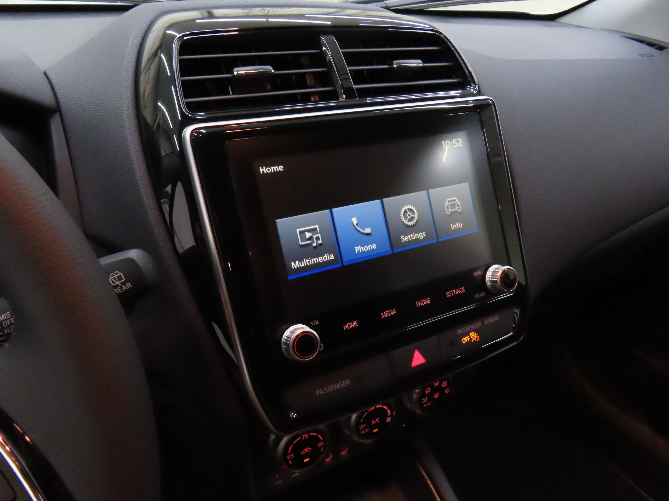 New 2025 Mitsubishi Outlander Sport LE image 13