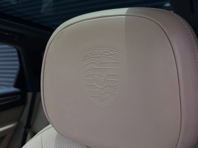 Certified 2023 Porsche Cayenne S AWD/4WD image 27