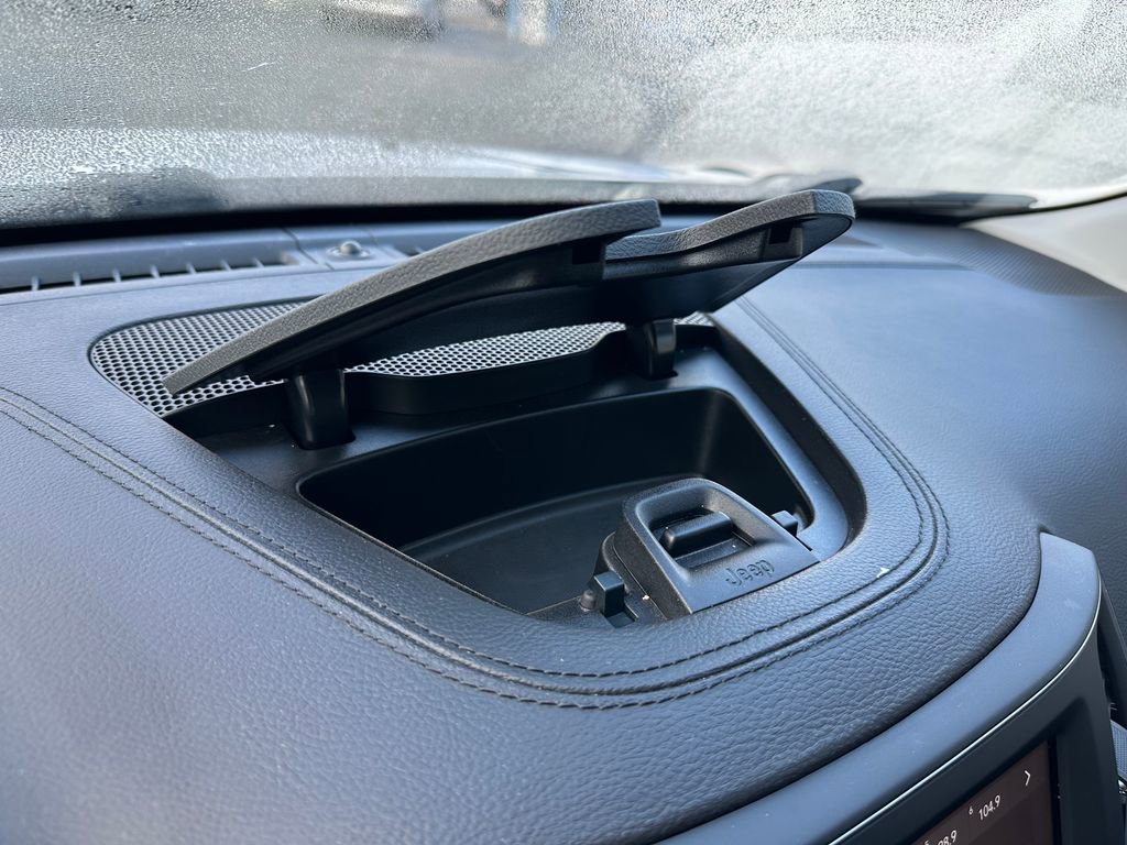 Used 2022 Jeep Cherokee Latitude w/ Sun & Sound Group image 72