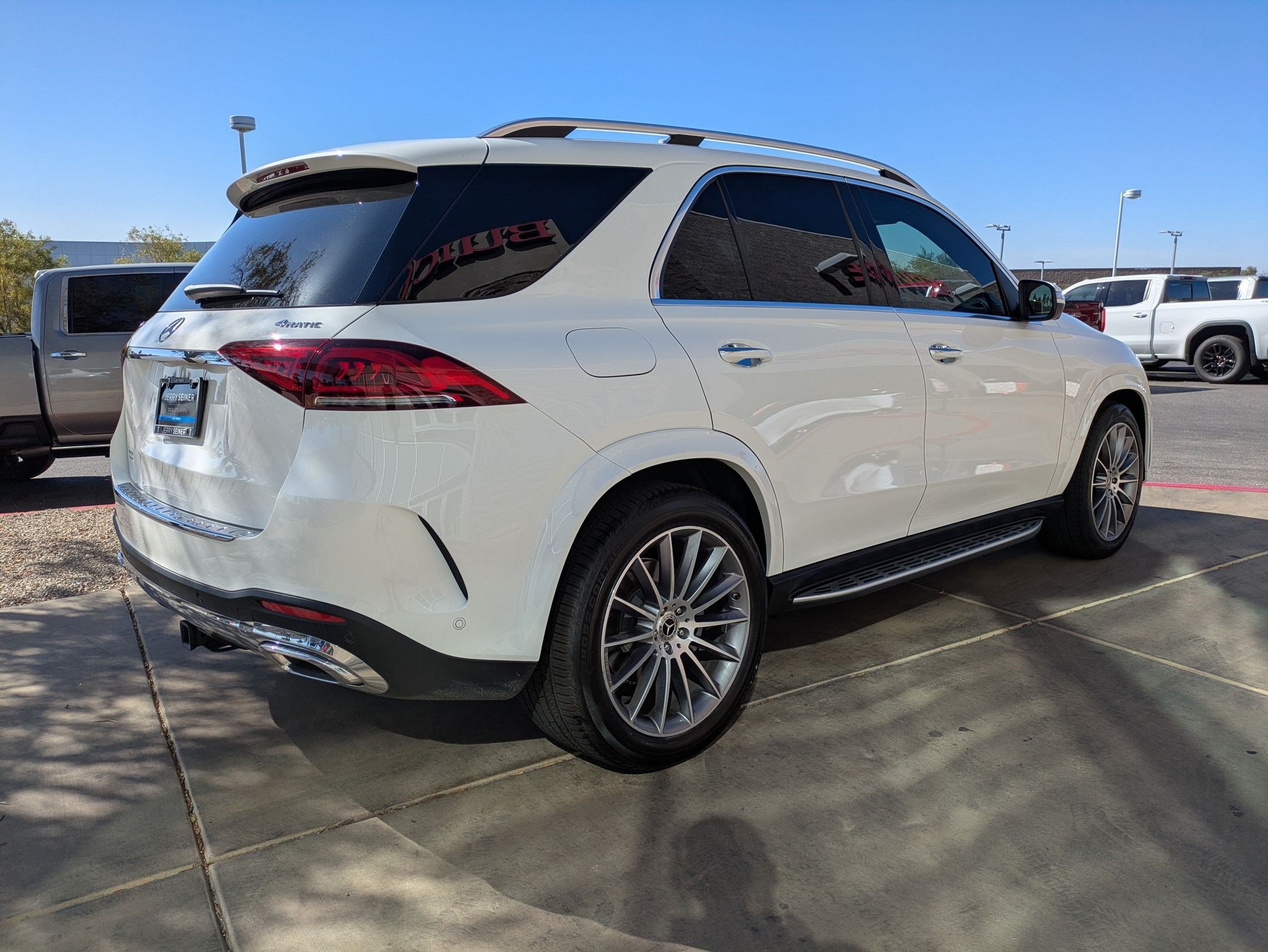 Used 2022 Mercedes-Benz GLE 450 4MATIC image 6
