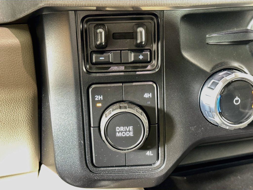 Used 2026 Ford F450 Platinum w/ Platinum Plus Package AWD/4WD image 26