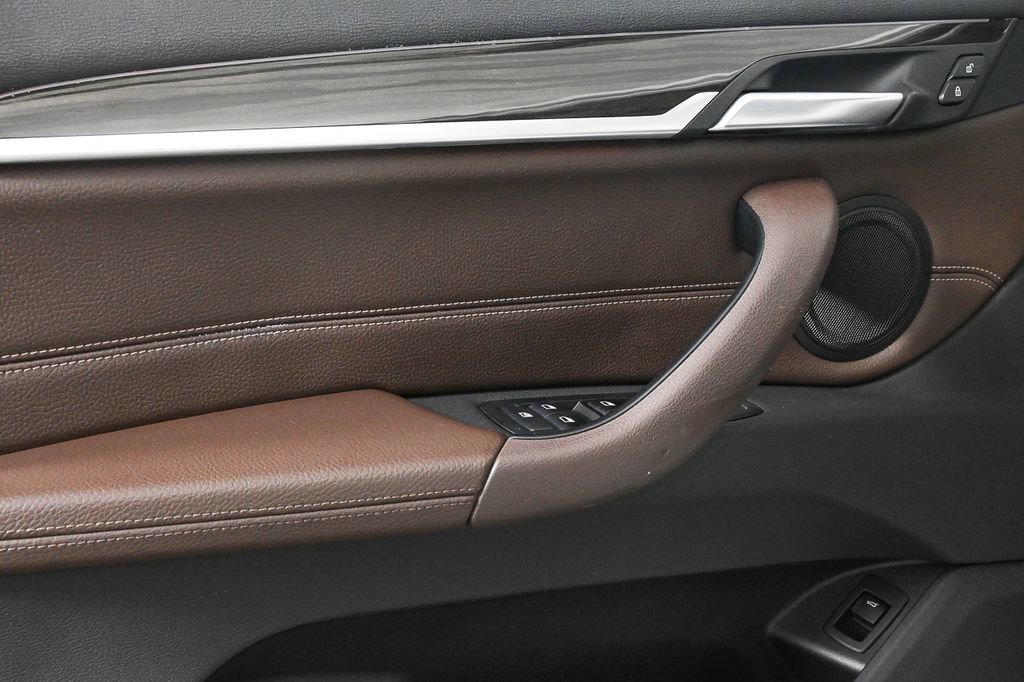 Used 2019 BMW X1 xDrive28i image 6