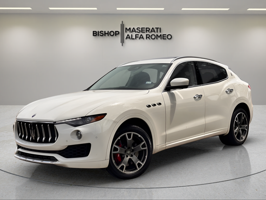Used 2017 Maserati Levante S AWD/4WD image 2