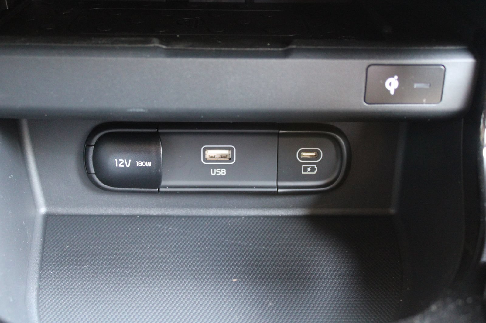 Certified 2025 Kia Seltos S AWD/4WD image 33