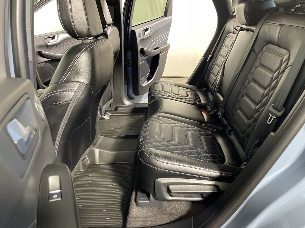 Used 2024 Ford Escape SE w/ PHEV Premium Package image 29