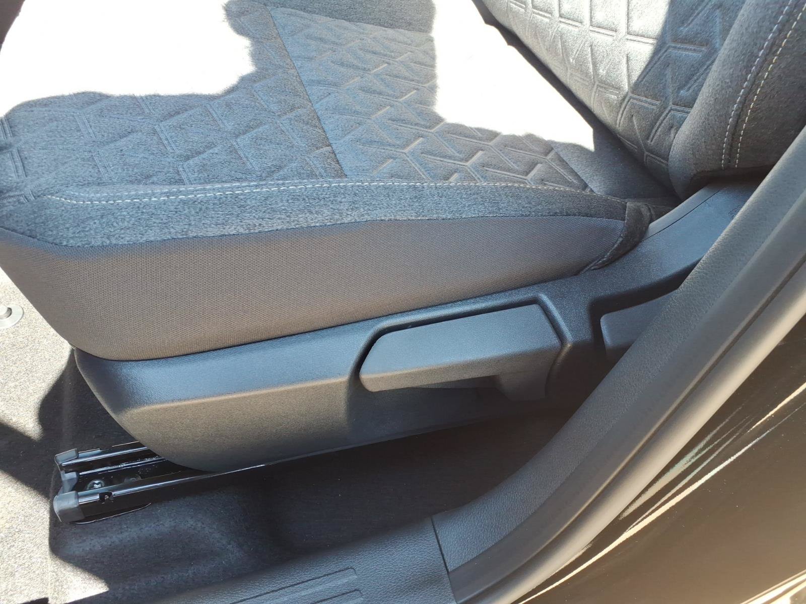 New 2027 Nissan Kicks SV AWD/4WD image 12