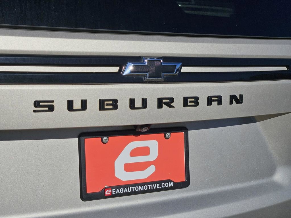 Used 2023 Chevrolet Suburban RST w/ Sport Performance Package image 34
