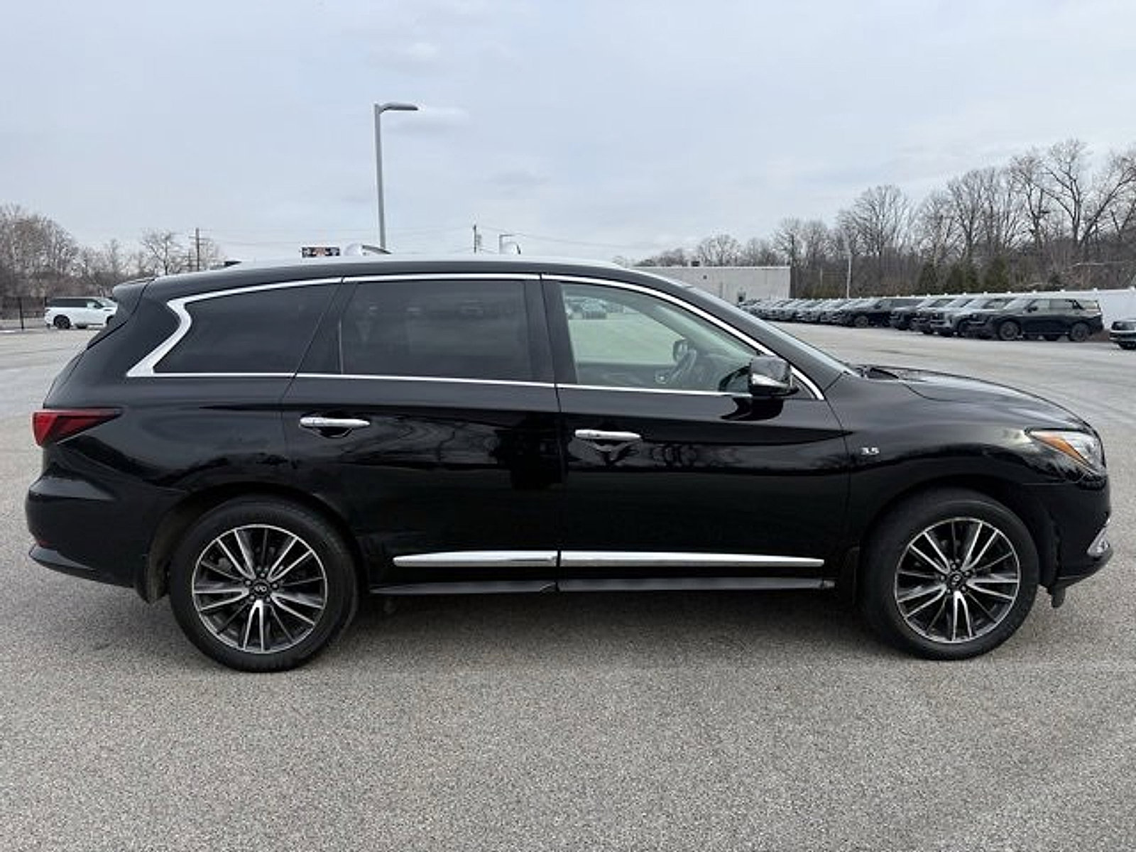 Used 2020 INFINITI QX60 Signature Edition image 8