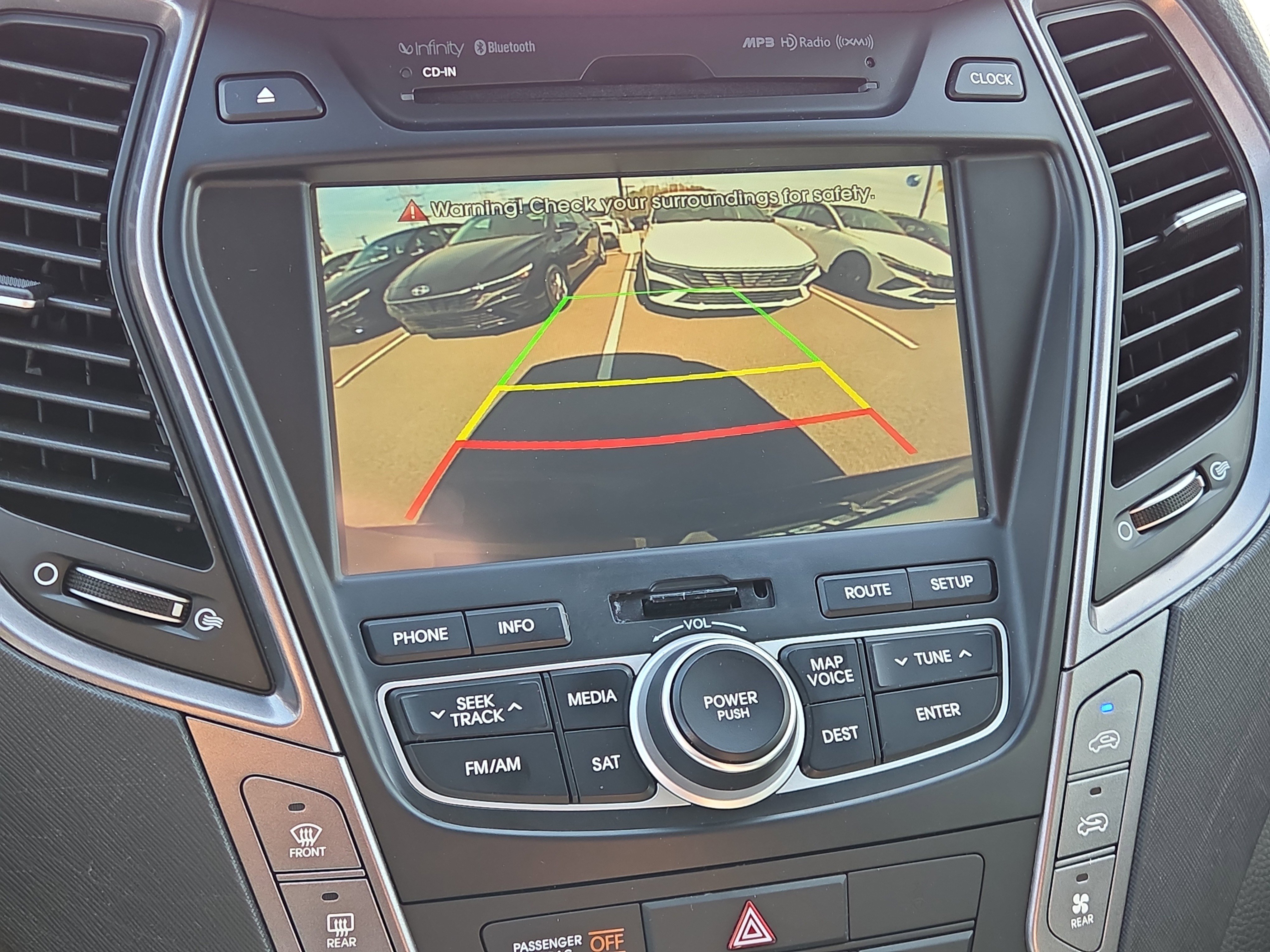 Used 2015 Hyundai Santa Fe Limited w/ Option Group 04 image 17