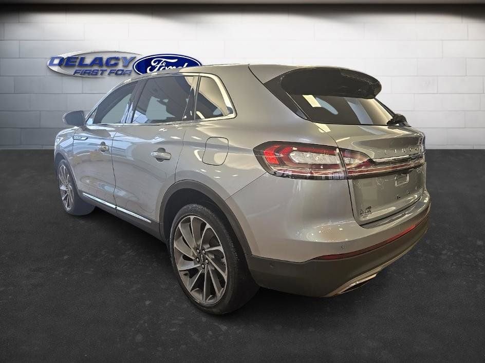 Used 2022 Lincoln Nautilus Reserve w/ Equipment Group 201A image 3