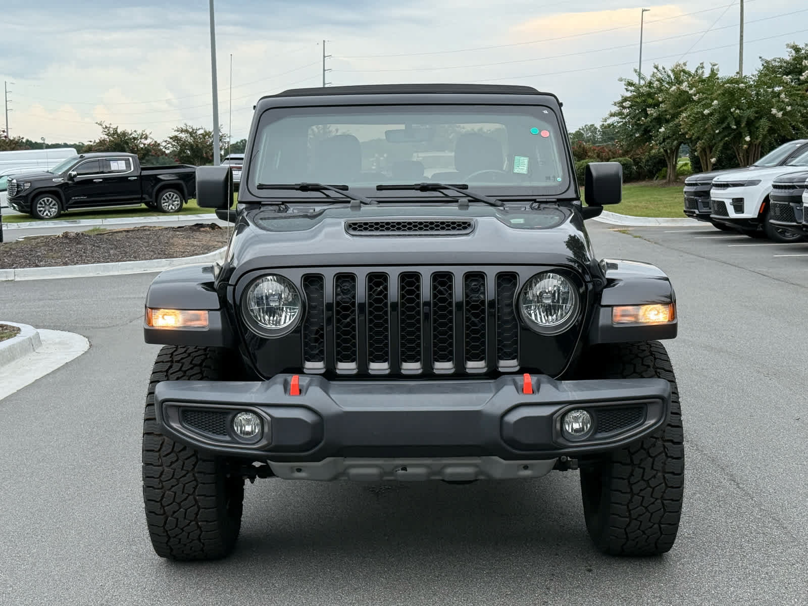 Used 2022 Jeep Gladiator Mojave w/ Trailer Tow Package AWD/4WD image 8