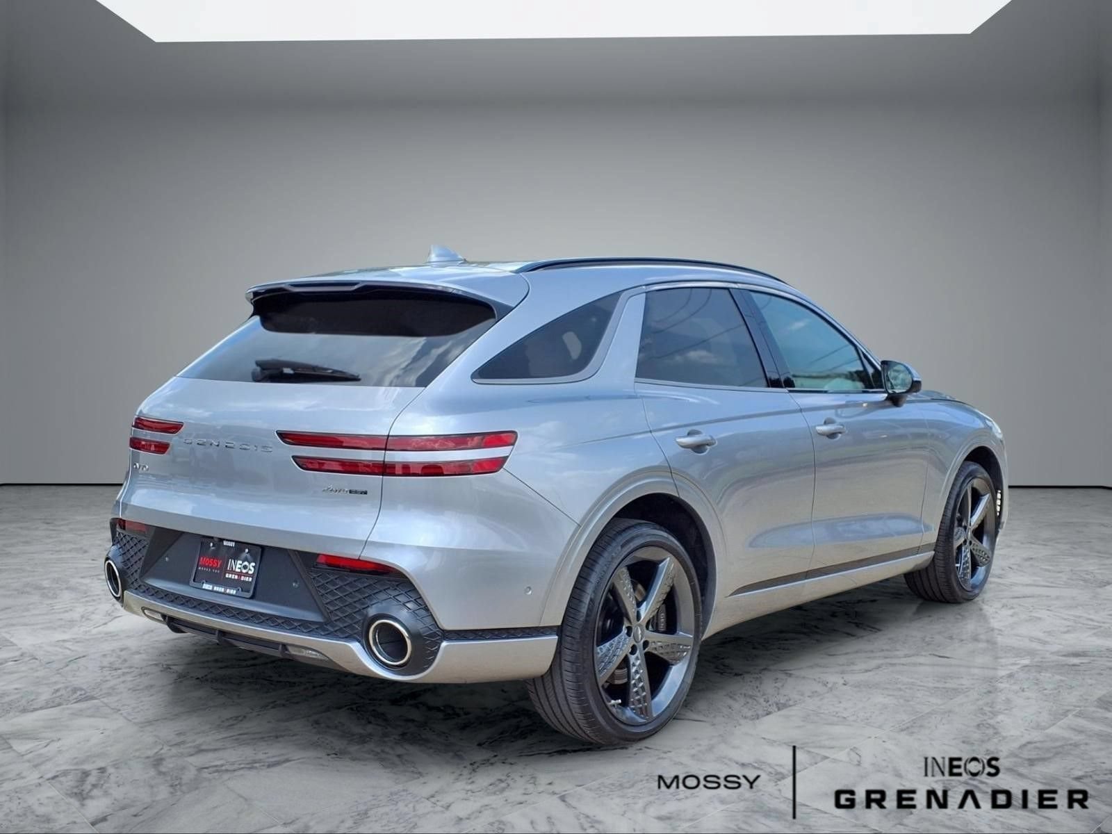 Used 2024 Genesis GV70 3.5T Sport w/ Sport Prestige Package AWD/4WD image 5
