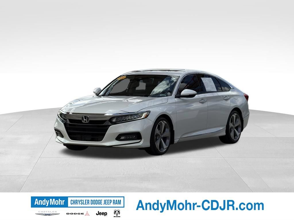 Used 2018 Honda Accord Touring image 3