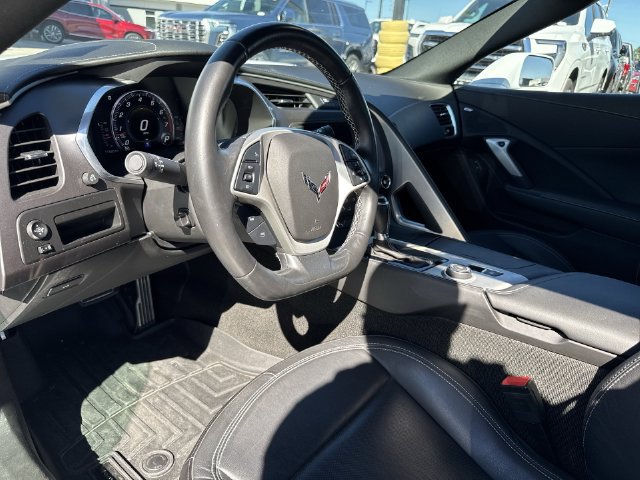 Used 2017 Chevrolet Corvette Stingray Coupe w/ 1LT RWD image 10
