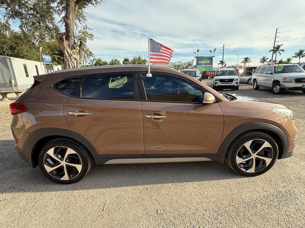 Used 2017 Hyundai Tucson Limited image 6