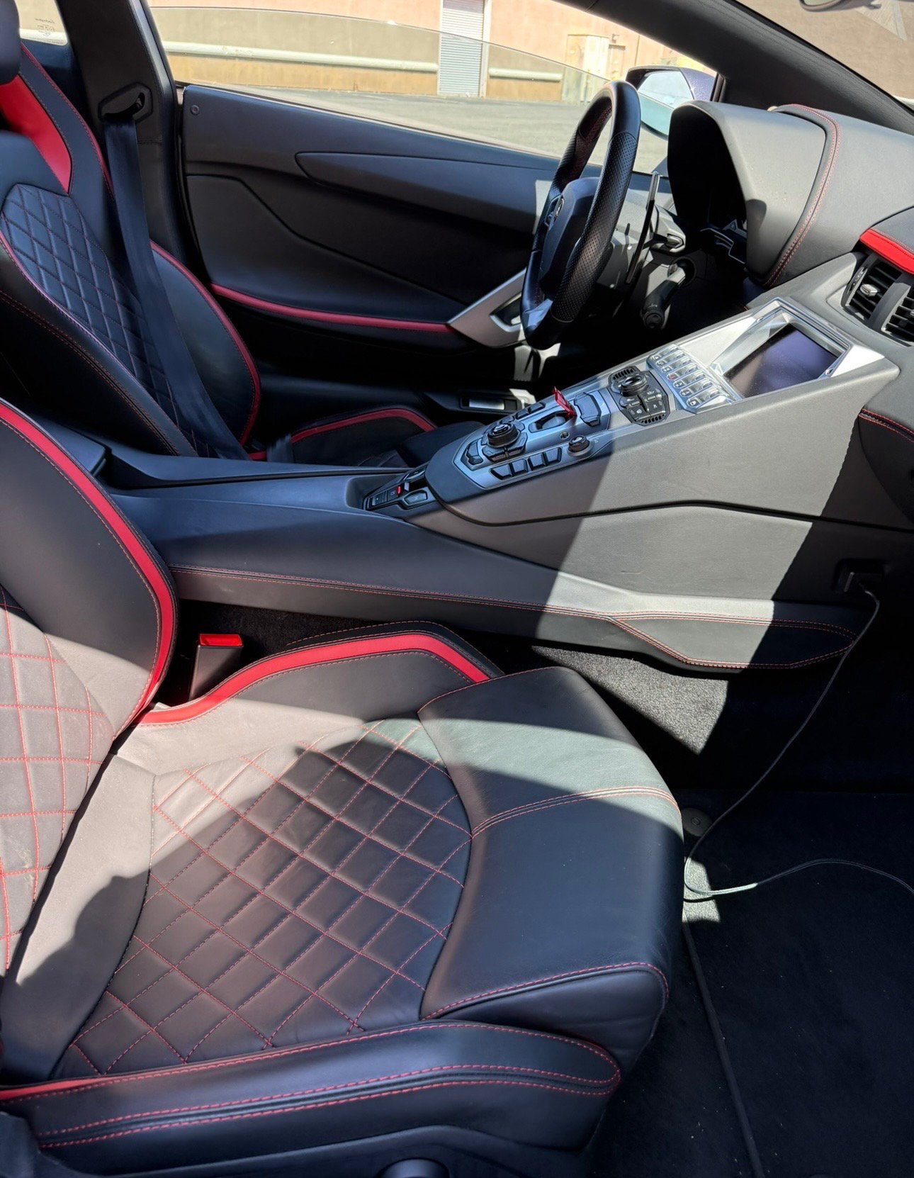 Used 2018 Lamborghini Aventador S AWD/4WD image 11