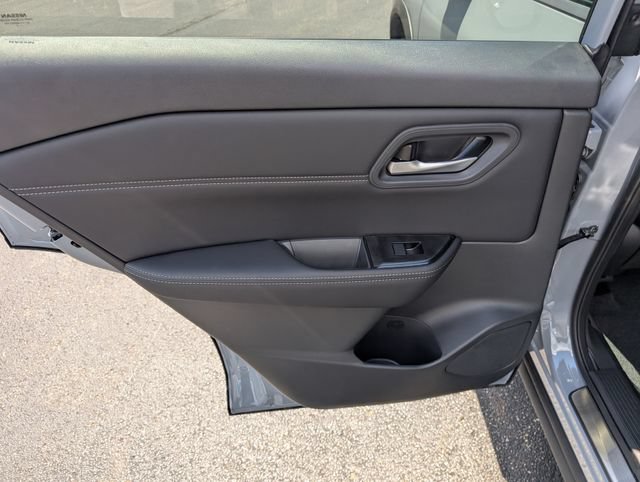 New 2026 Nissan Rogue Dark Armor AWD/4WD image 11