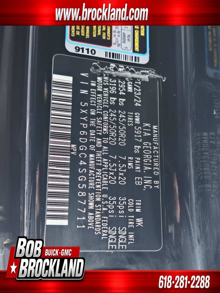 Used 2025 Kia Telluride S image 40