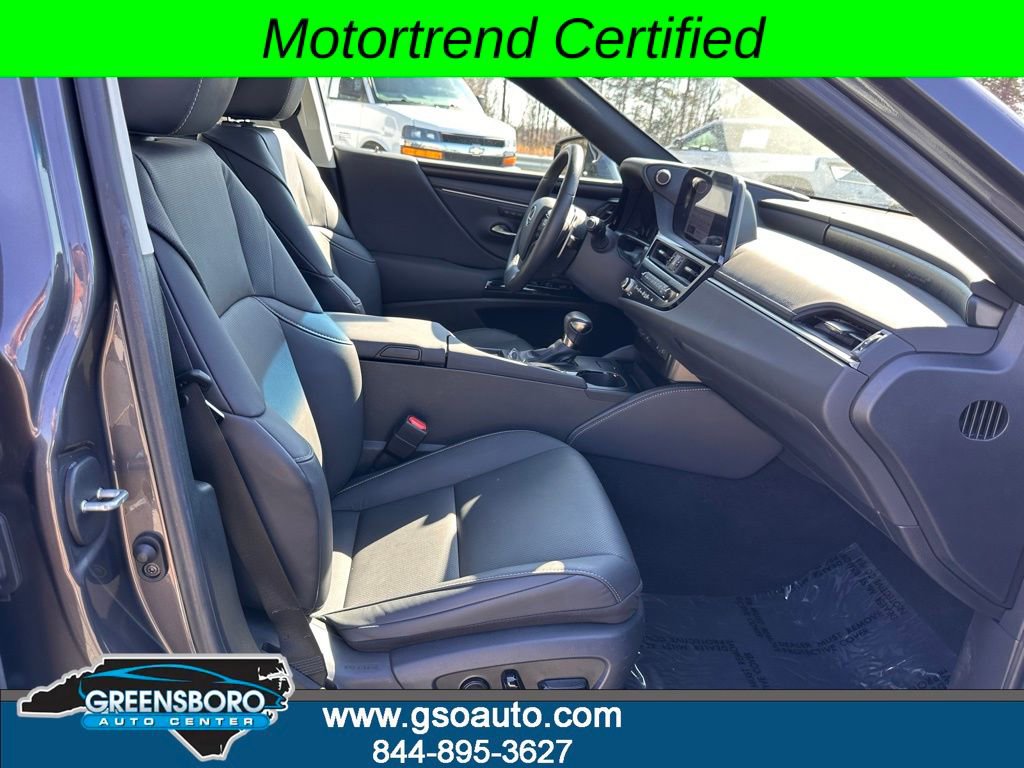Used 2023 Lexus ES 250 w/ Premium Package image 17