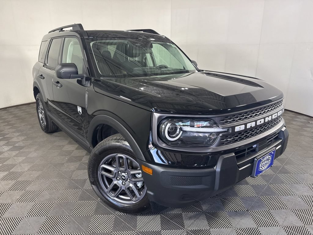 Used 2025 Ford Bronco Sport Big Bend AWD/4WD image 2