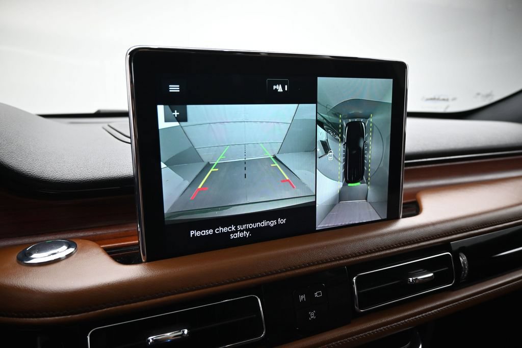 Used 2022 Lincoln Aviator Grand Touring w/ Equipment Group 301A AWD/4WD image 14