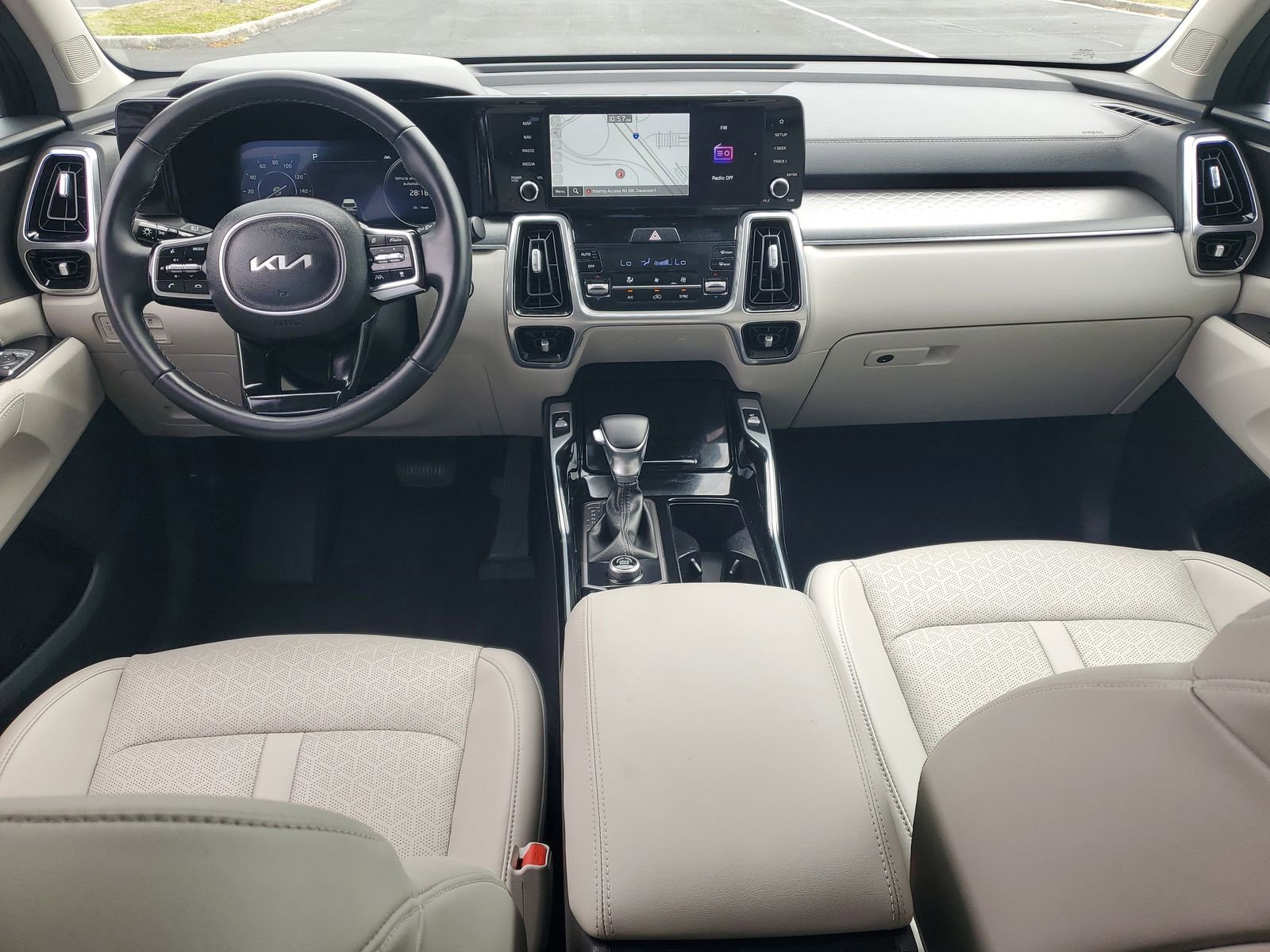 Used 2023 Kia Sorento SX image 14