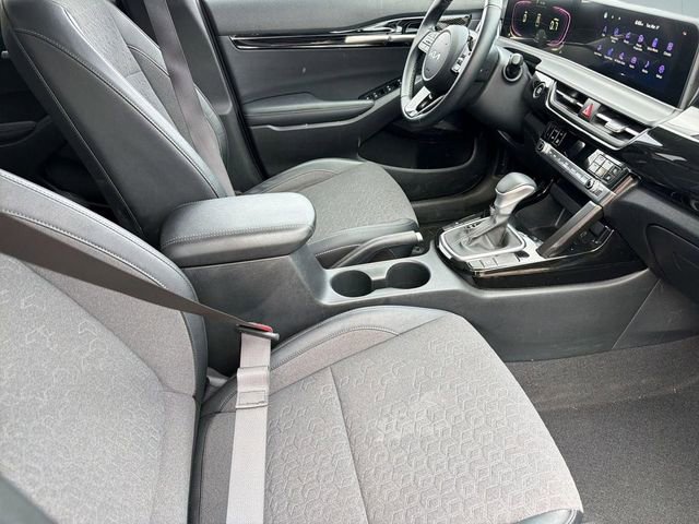 Used 2025 Kia Seltos S FWD image 27