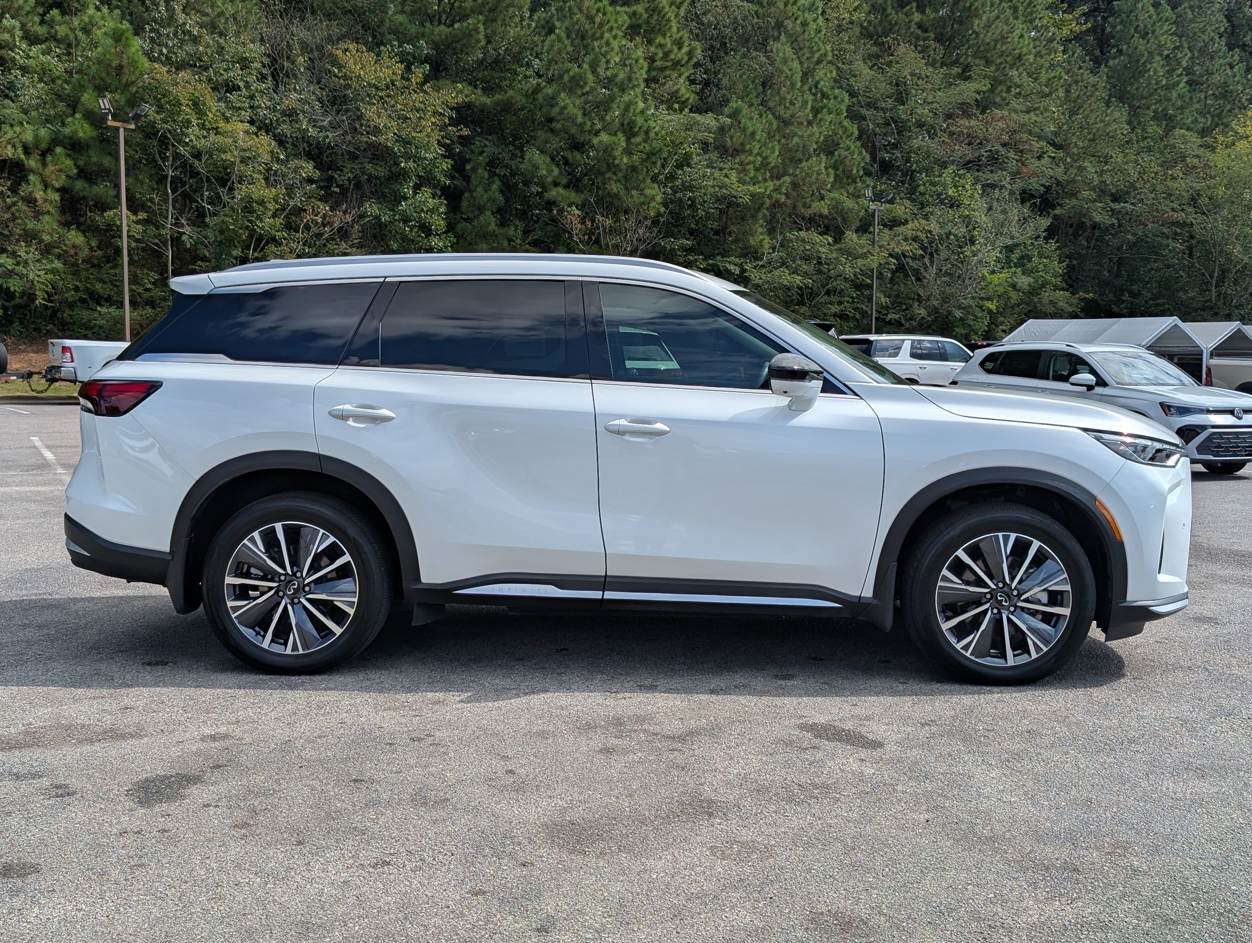 Used 2026 INFINITI QX60 Luxe AWD/4WD image 10